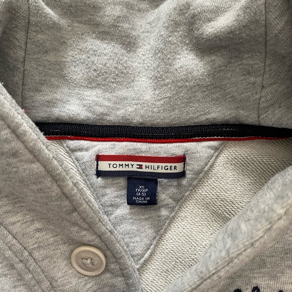 Tommy Hilfiger sweater size 4/5 - Picture 6 of 7